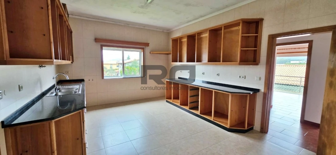 Moradia T3 para Venda em Santo Tirso, Couto (Santa Cristina e São Miguel) e Burgães Foto 12