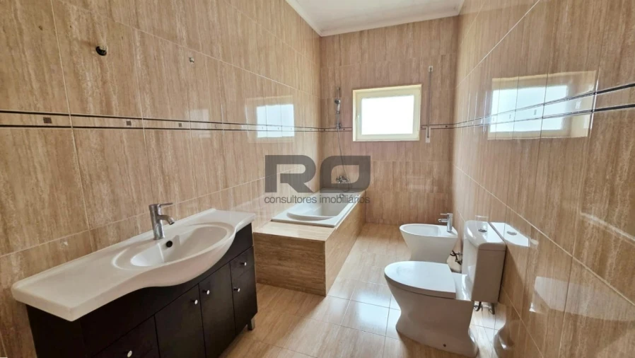 Moradia T3 para Venda em Santo Tirso, Couto (Santa Cristina e São Miguel) e Burgães Foto 15