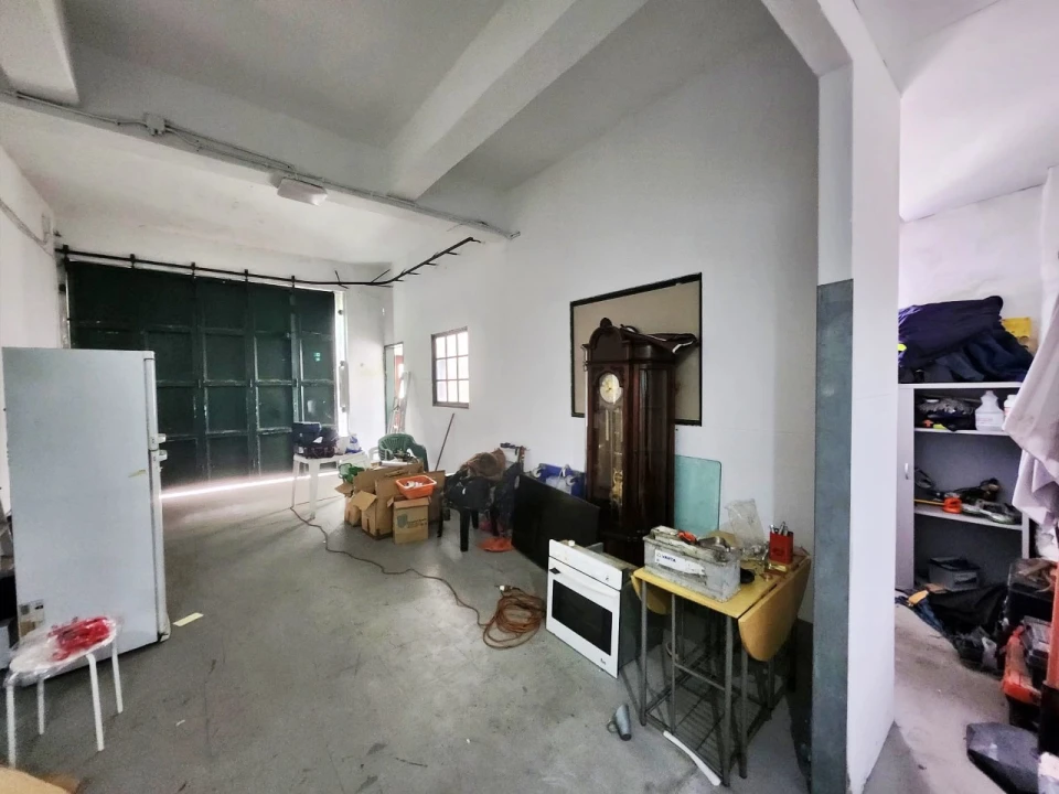 Prédio para Venda em Castêlo da Maia Foto 13