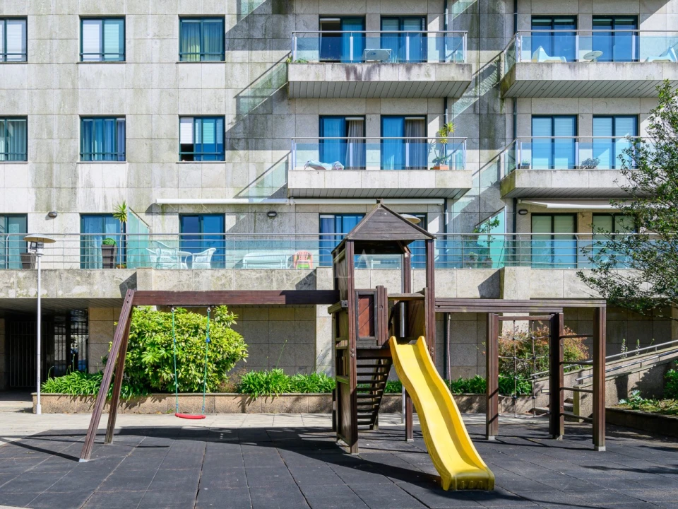 Apartamento T2 para Arrendamento em Mafamude e Vilar do Paraíso Foto 4