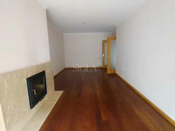 Apartamento T2 para Arrendamento em Mafamude e Vilar do Paraíso Foto 5