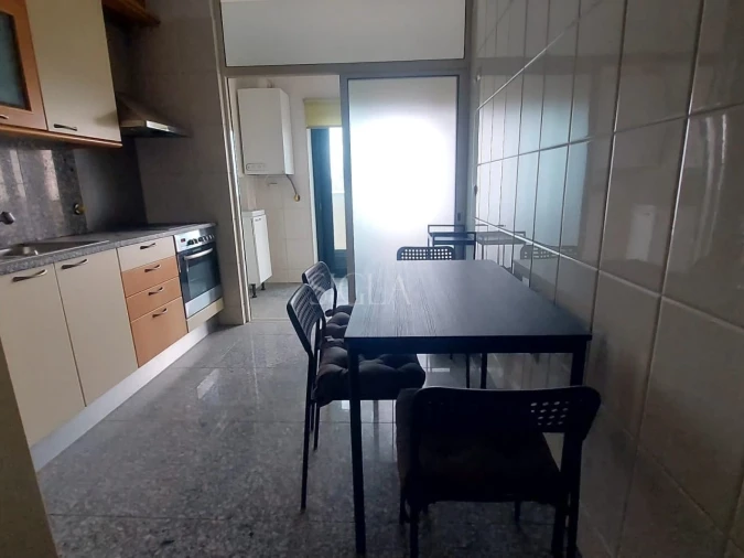 Apartamento T2 para Arrendamento em Mafamude e Vilar do Paraíso Foto 10