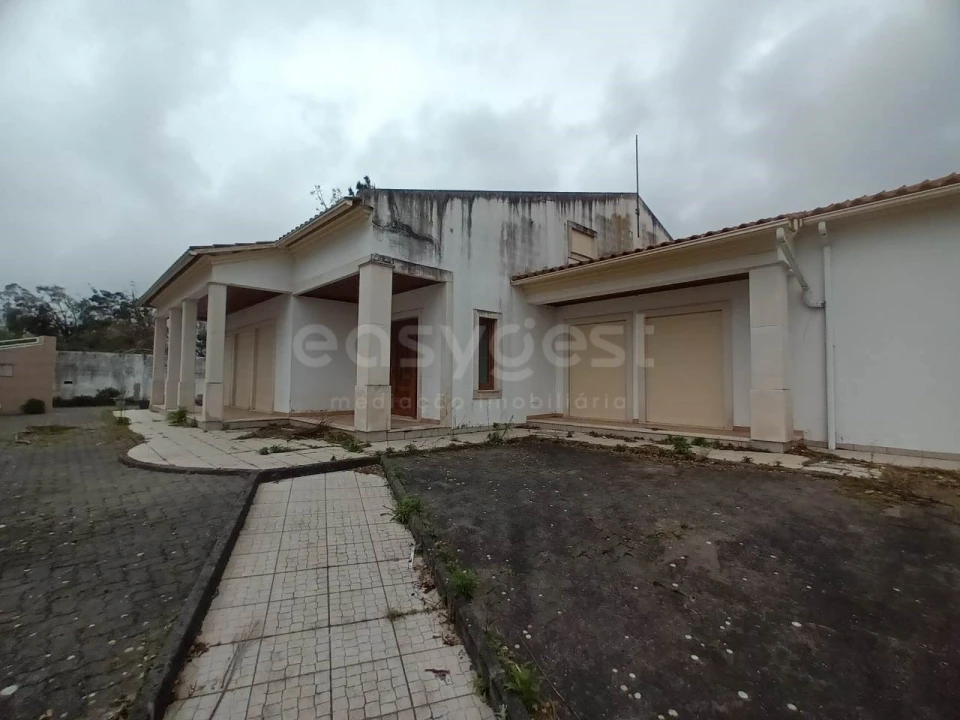 Terreno para Venda em Marinha Grande Foto 1