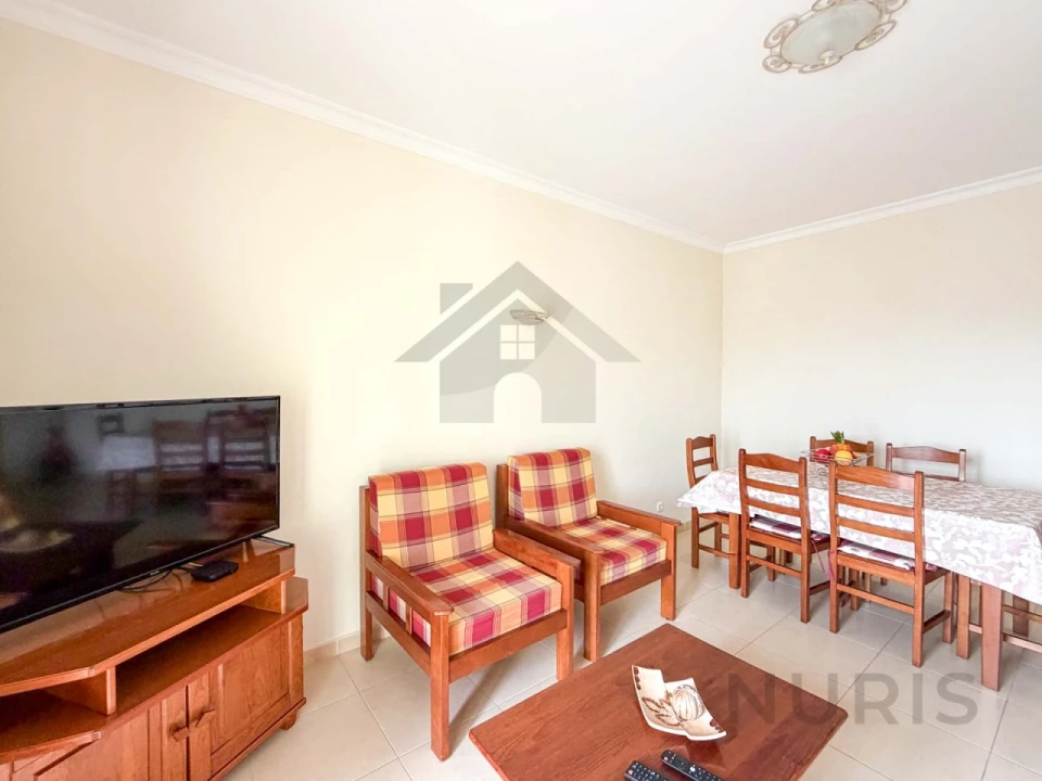 Apartamento T2 para Arrendamento em Portimão Foto 3