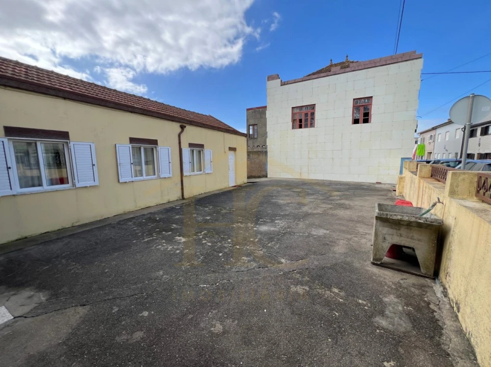 Moradia T6 para Venda em Aver-O-Mar, Amorim e Terroso Foto 3