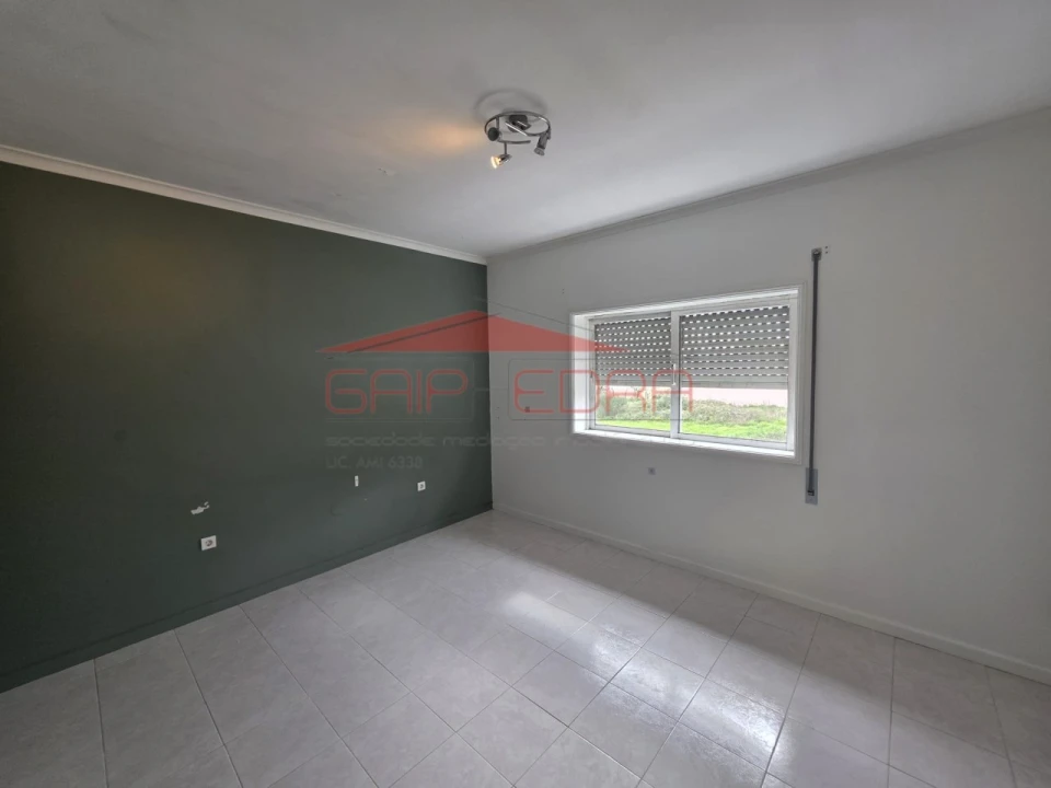 Moradia T3 para Venda em Argoncilhe Foto 14