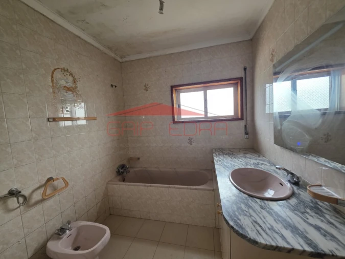 Moradia T3 para Venda em Argoncilhe Foto 21