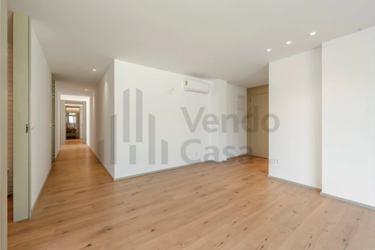 Apartamento T3 para Venda em Gualtar Foto 12