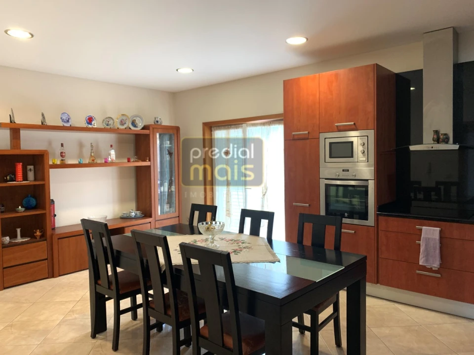 Moradia T3 para Venda em Vale (São Cosme), Telhado e Portela Foto 2