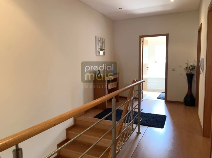 Moradia T3 para Venda em Vale (São Cosme), Telhado e Portela Foto 8