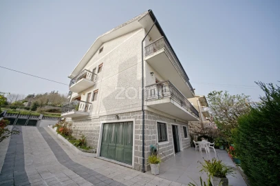 Moradia T5 para Venda em São Vitor (Braga)