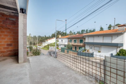 Moradia T4 para Venda em Gandra