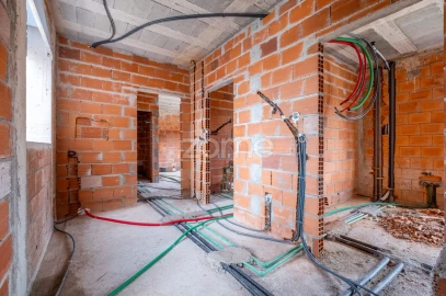 Moradia T4 para Venda em Gandra