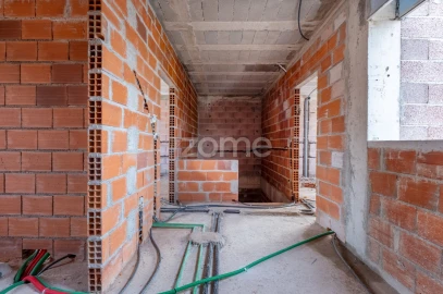 Moradia T4 para Venda em Gandra