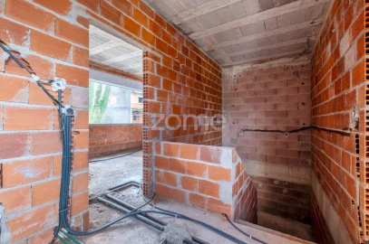 Moradia T4 para Venda em Gandra