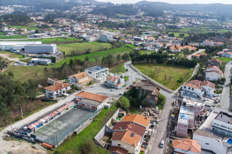 Moradia T4 para Venda em Gandra Foto 43