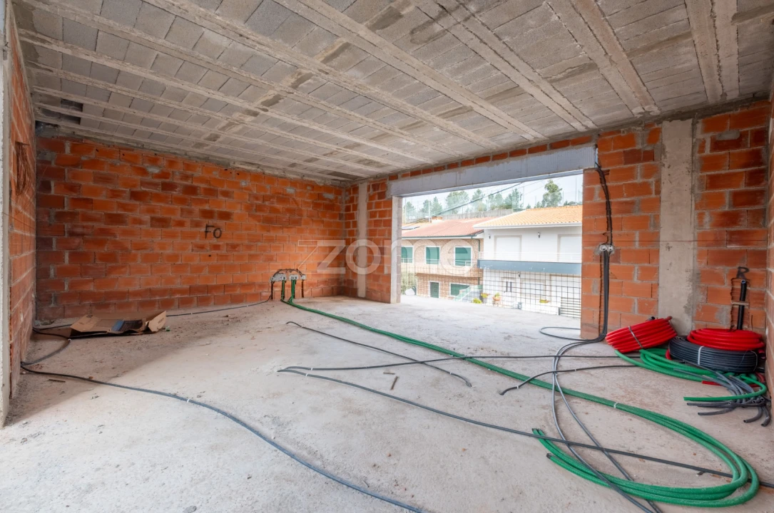 Moradia T4 para Venda em Gandra Foto 22