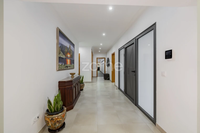 Moradia T4 para Venda em Friestas Foto 18