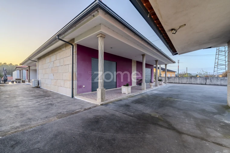 Moradia T4 para Venda em Friestas Foto 42