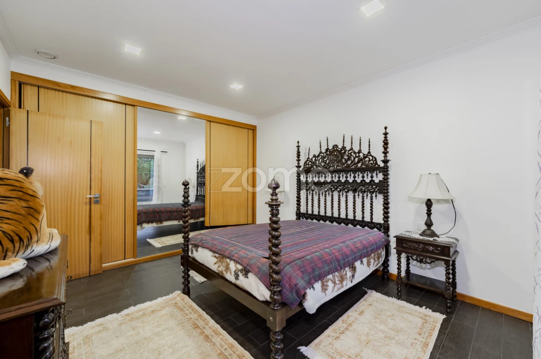 Moradia T4 para Venda em Friestas Foto 27