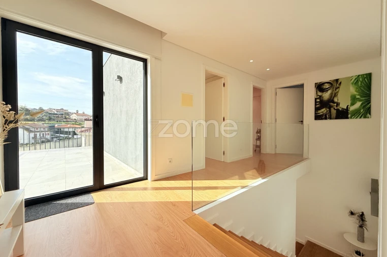 Moradia T3 para Venda em Vale (São Cosme), Telhado e Portela Foto 22