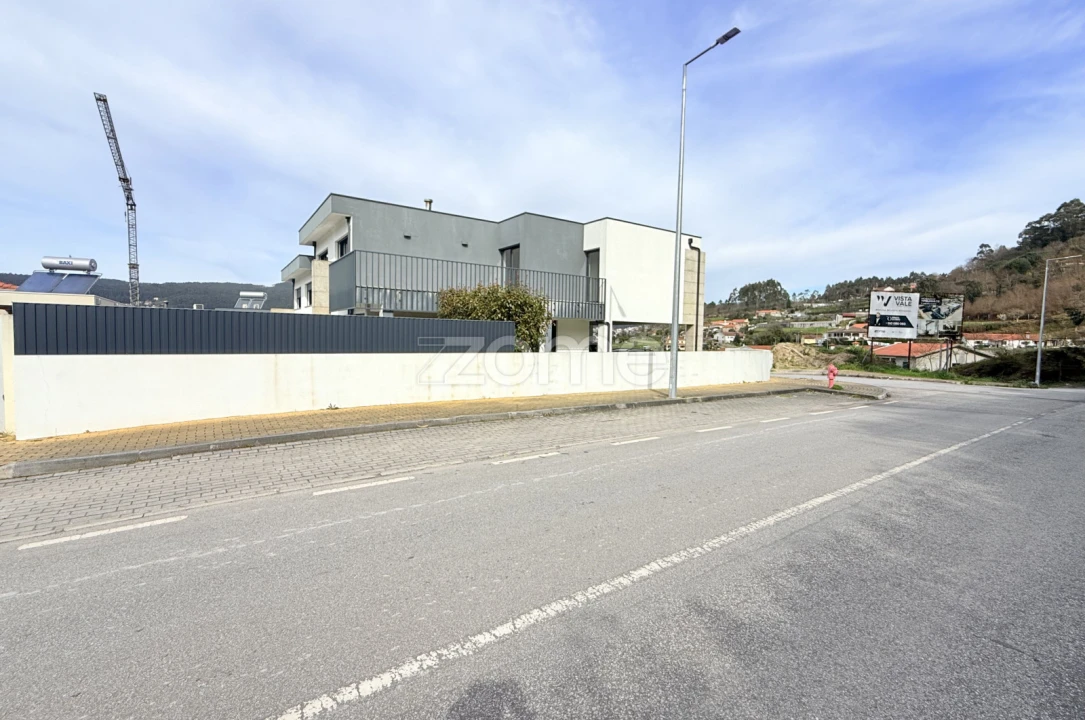 Moradia T3 para Venda em Vale (São Cosme), Telhado e Portela Foto 57