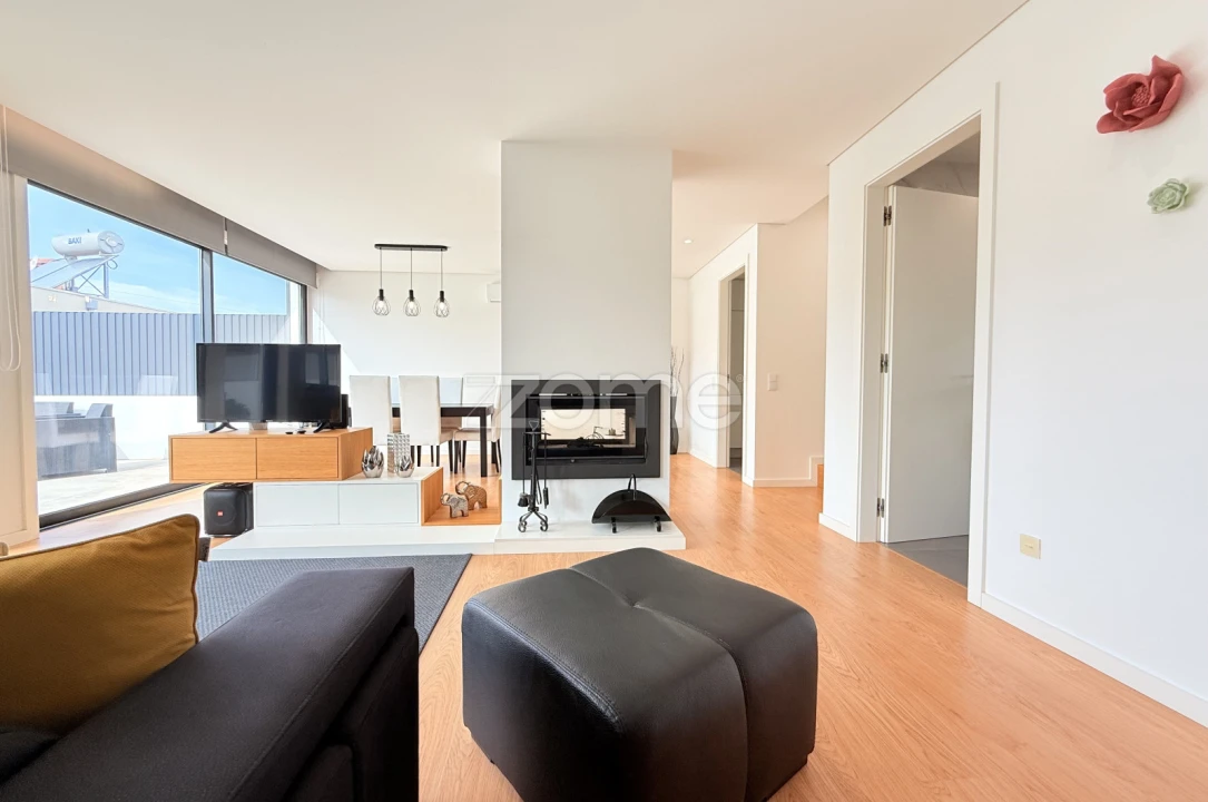 Moradia T3 para Venda em Vale (São Cosme), Telhado e Portela Foto 12