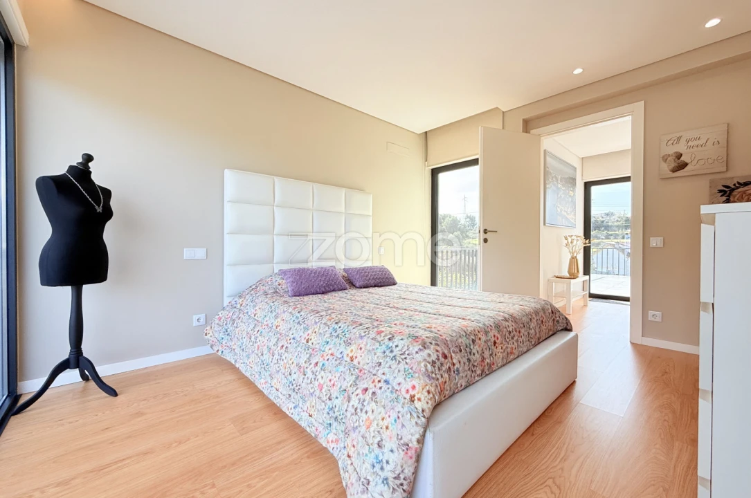 Moradia T3 para Venda em Vale (São Cosme), Telhado e Portela Foto 25