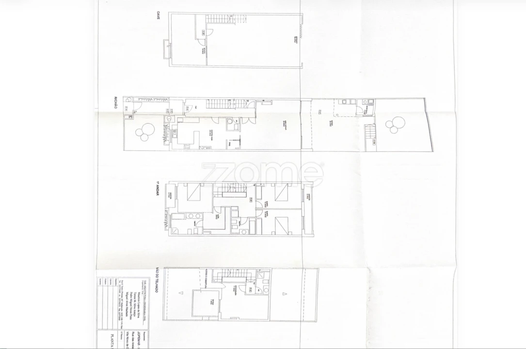 Moradia T4 para Venda em Canelas Foto 50