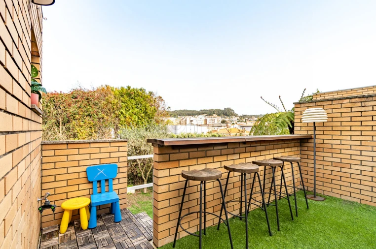 Moradia T4 para Venda em Canelas Foto 17