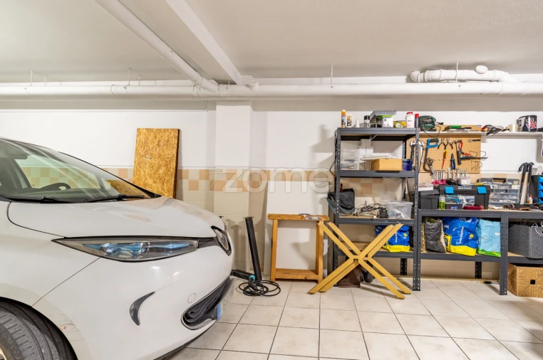 Moradia T4 para Venda em Canelas Foto 47