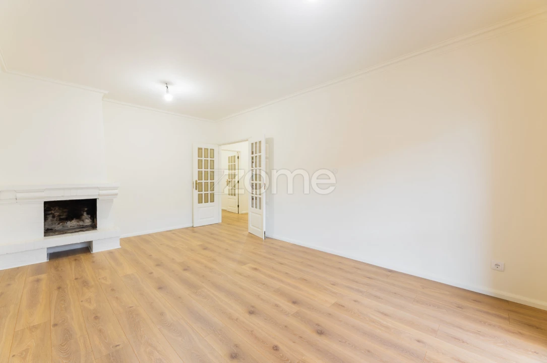 Apartamento T2 para Venda em Gualtar Foto 7