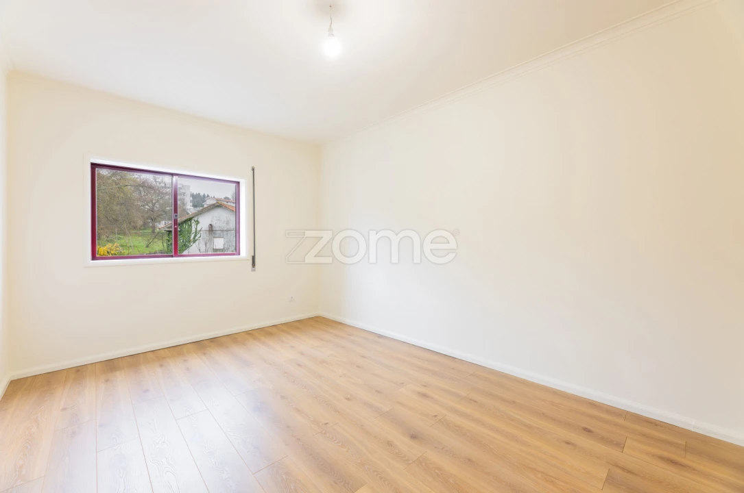 Apartamento T2 para Venda em Gualtar Foto 20