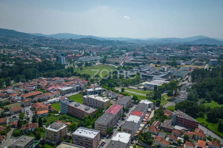 Apartamento T2 para Venda em Gualtar Foto 33