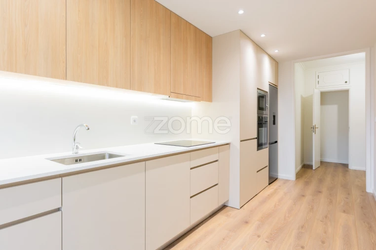 Apartamento T2 para Venda em Gualtar Foto 14