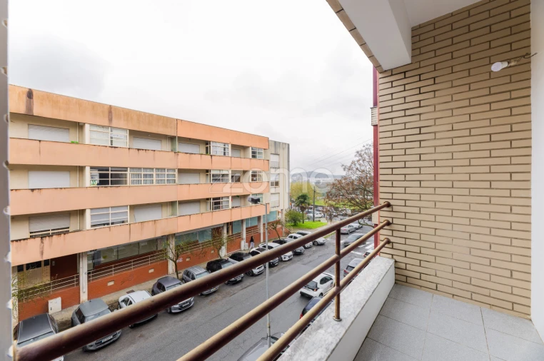 Apartamento T2 para Venda em Gualtar Foto 9