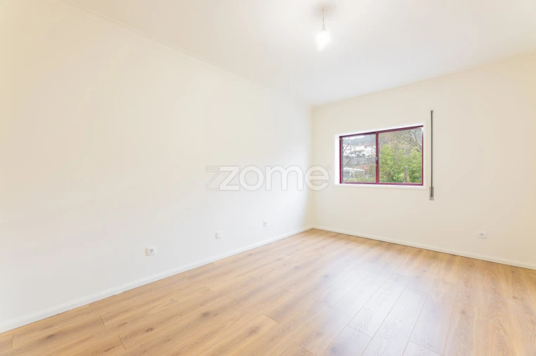 Apartamento T2 para Venda em Gualtar Foto 18