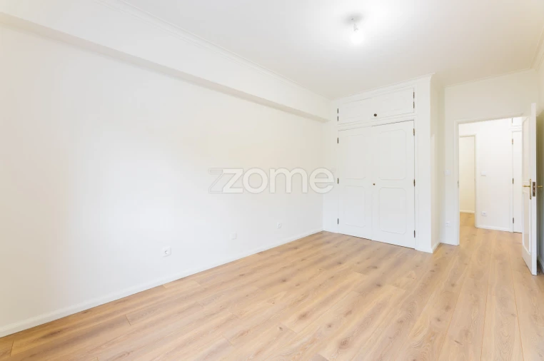 Apartamento T2 para Venda em Gualtar Foto 19