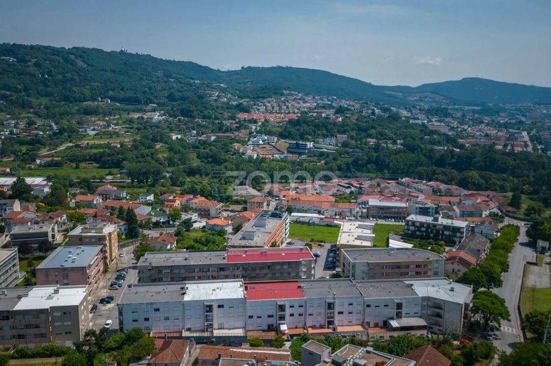 Apartamento T2 para Venda em Gualtar Foto 29