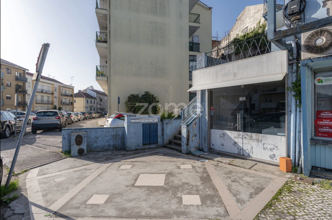 Negócio para Venda em Eiras e São Paulo de Frades Foto 1