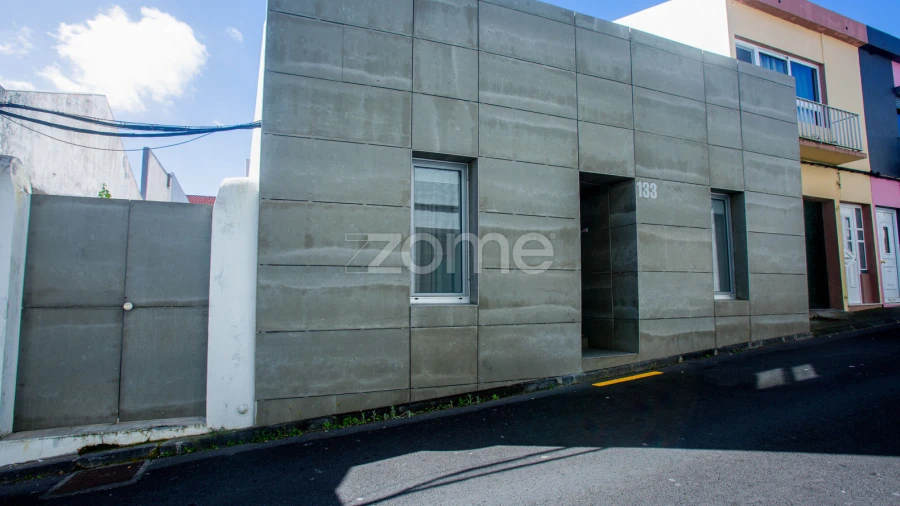 Moradia T3 para Venda em Ponta Delgada (São José)