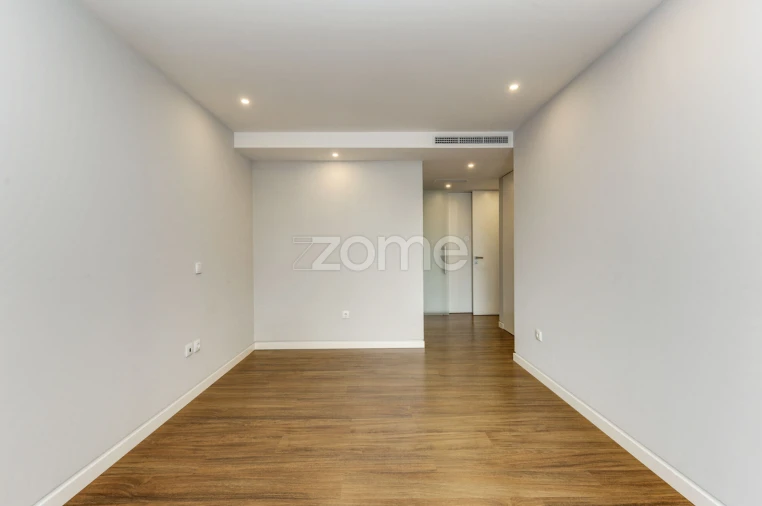 Apartamento T2 para Venda em Carcavelos e Parede Foto 20