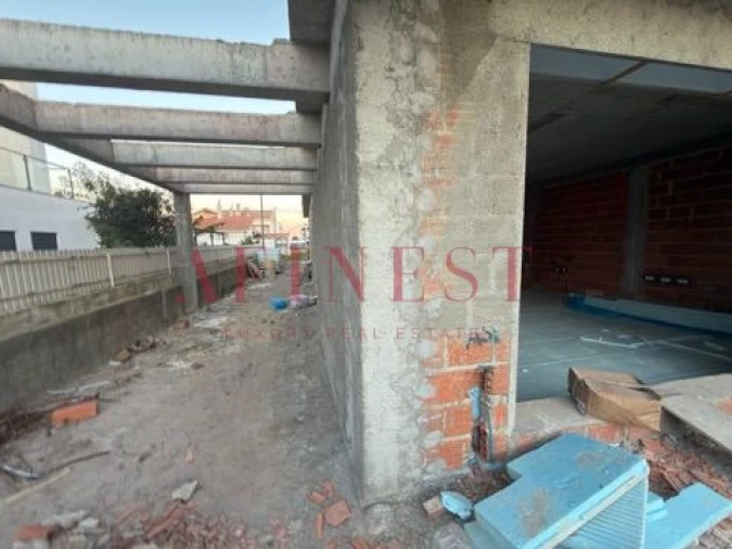 Moradia T4 para Venda em Fernao Ferro Foto 22