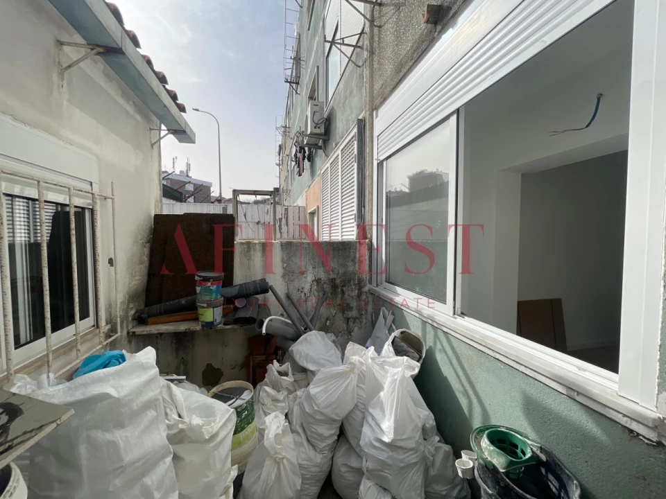 Apartamento T2 para Venda em Águas Livres Foto 10