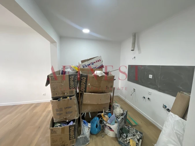 Apartamento T1 para Venda em Águas Livres Foto 12