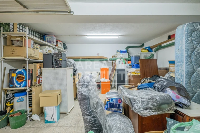 Garagem para Venda em Laranjeiro e Feijó Foto 13