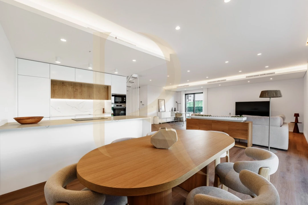 Moradia T4 para Venda em Amora Foto 2