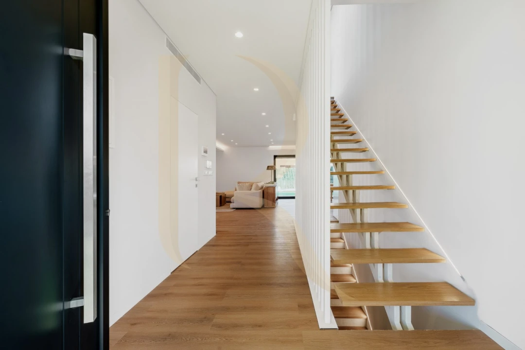 Moradia T4 para Venda em Amora Foto 8