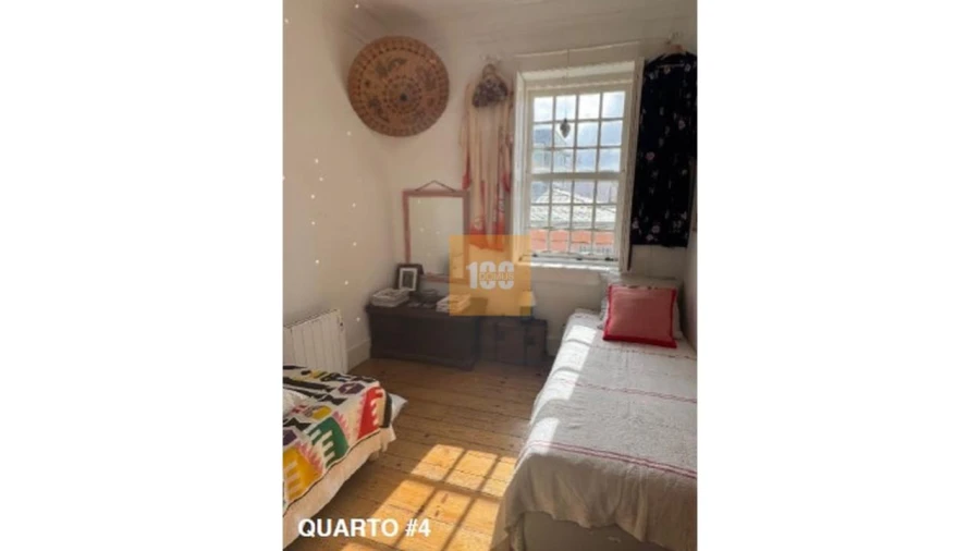 Moradia T4 para Arrendamento em Arcozelo Foto 14