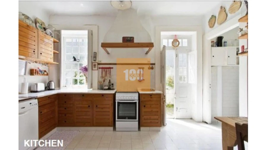 Moradia T4 para Arrendamento em Arcozelo Foto 7